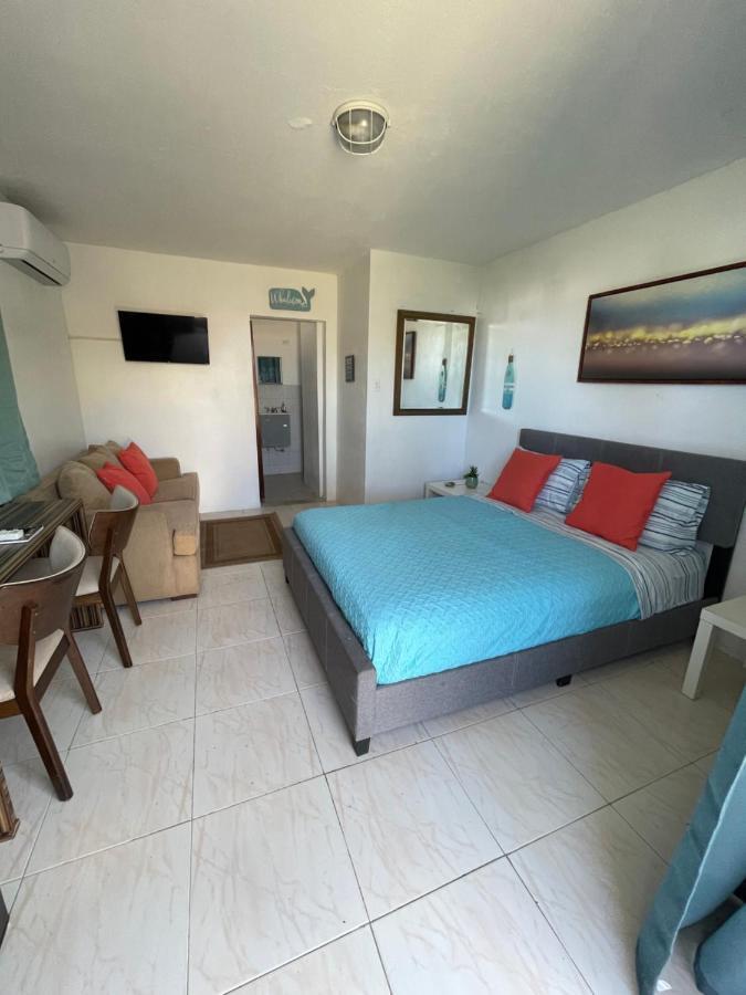 Las Olas Beach Apartments Аресибо Екстериор снимка
